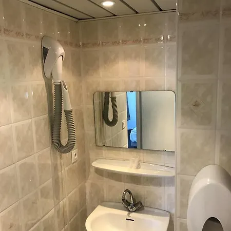 Sainte Catherine Hotel 3*